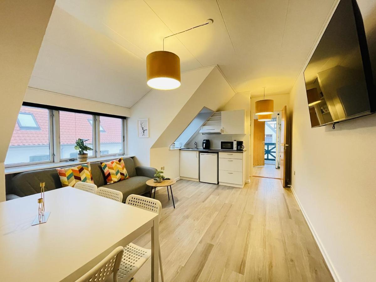 Aday - Great 1 Bedroom Central Apartment Hjørring Esterno foto